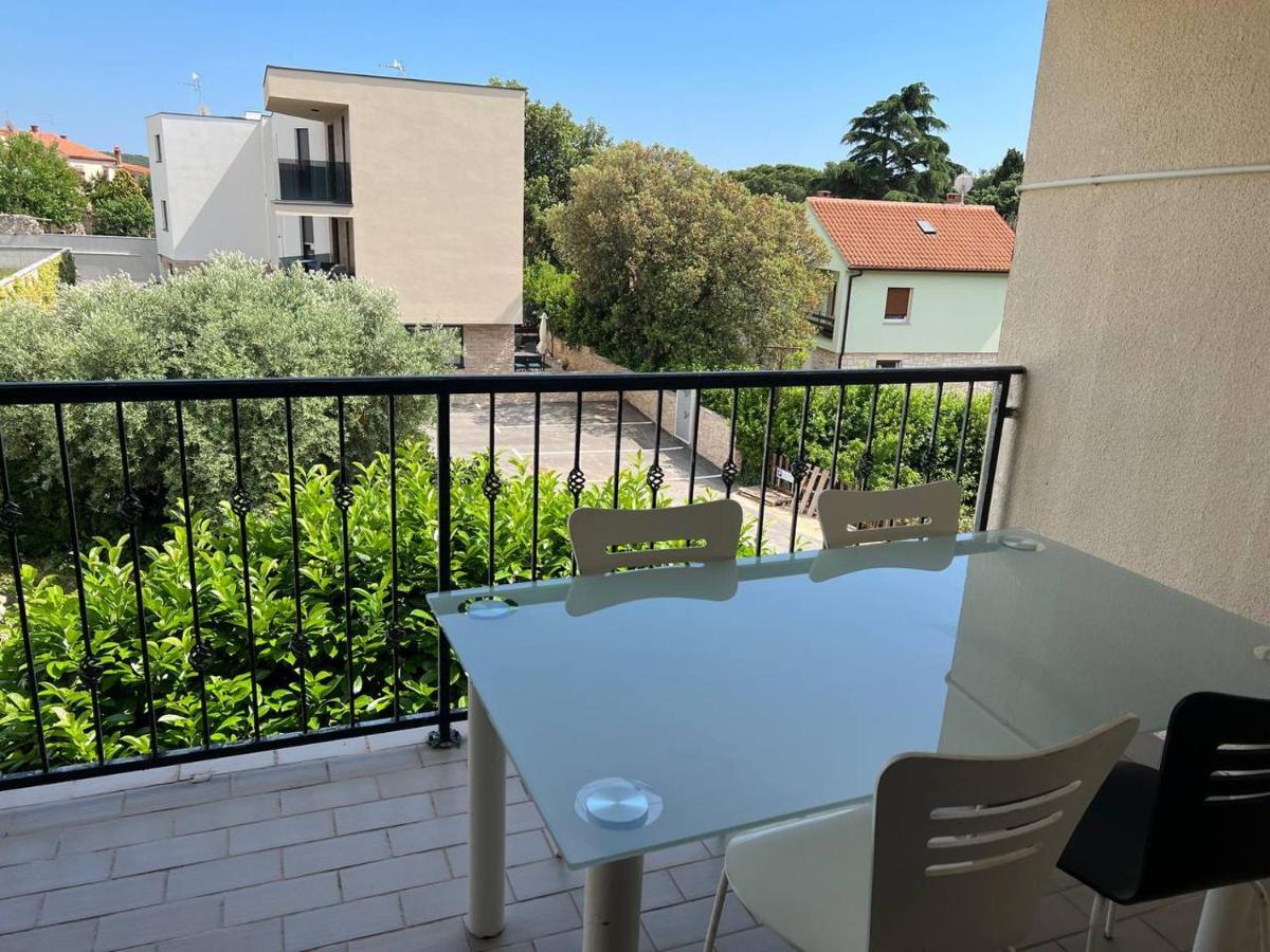 Domus Maria With Swimming Pool And Free Parking Villa Banjole Exterior photo