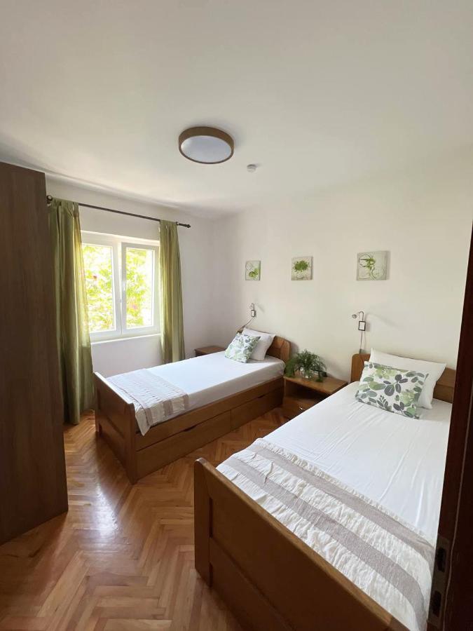 Domus Maria With Swimming Pool And Free Parking Villa Banjole Exterior photo